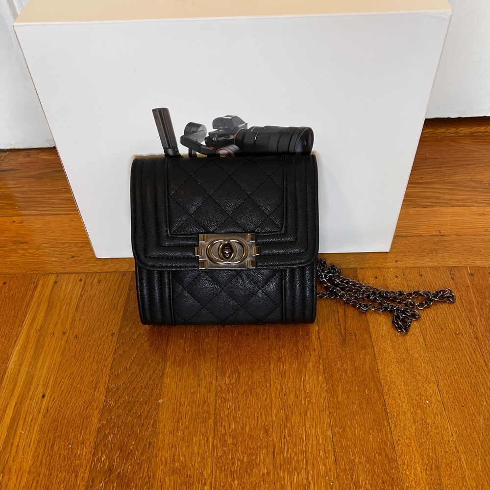 Like New! Leather fashion icon purse/bag-Black